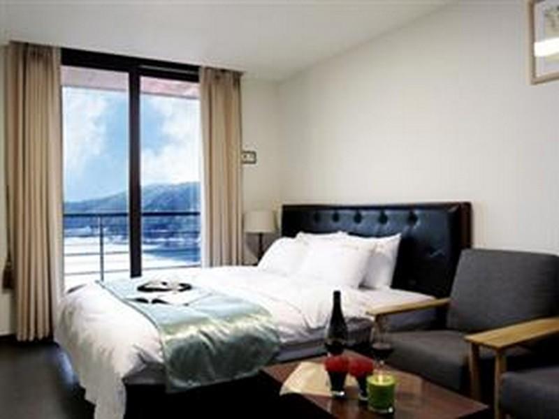 Radiance Tourist Hotel Kodzse Kültér fotó